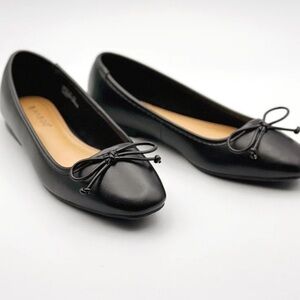 Bamboo Ballet Flats with Bow in Black Faux Leather